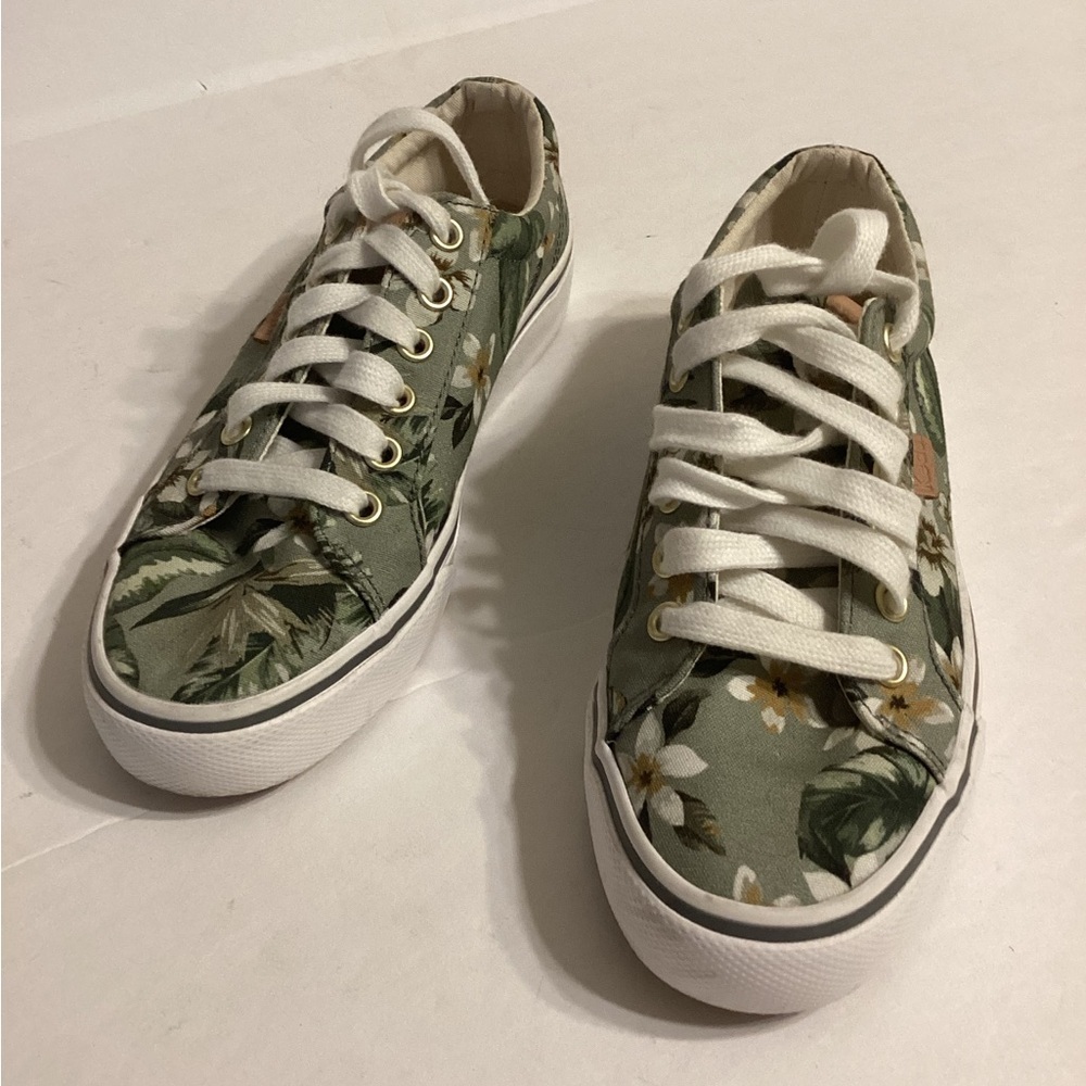 Keds Jump Kick Tropical Sneakers Size 6 Like New